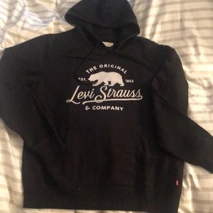 Levis hoodie women’s medium
